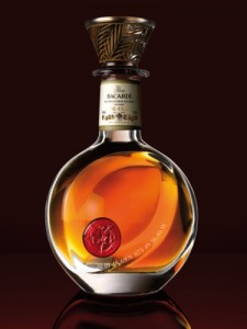 Bacardi celebra 150 años de magistral elaboración de ron; rinde homenaje al "Maestro de Ron Original" con un raro ron BACARDI de dos mil dólares