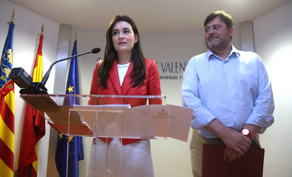 Sanitat destina 52,4 millones de euros a los programas de vacaciones y refuerzos de verano