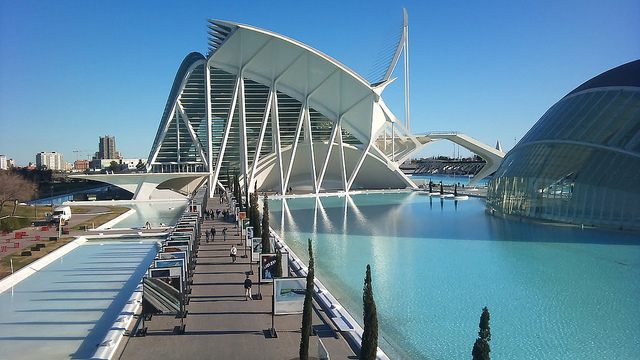 España recibe 54,3 millones de turistas internacionales hasta octubre y vuelve a marcar un récord histórico