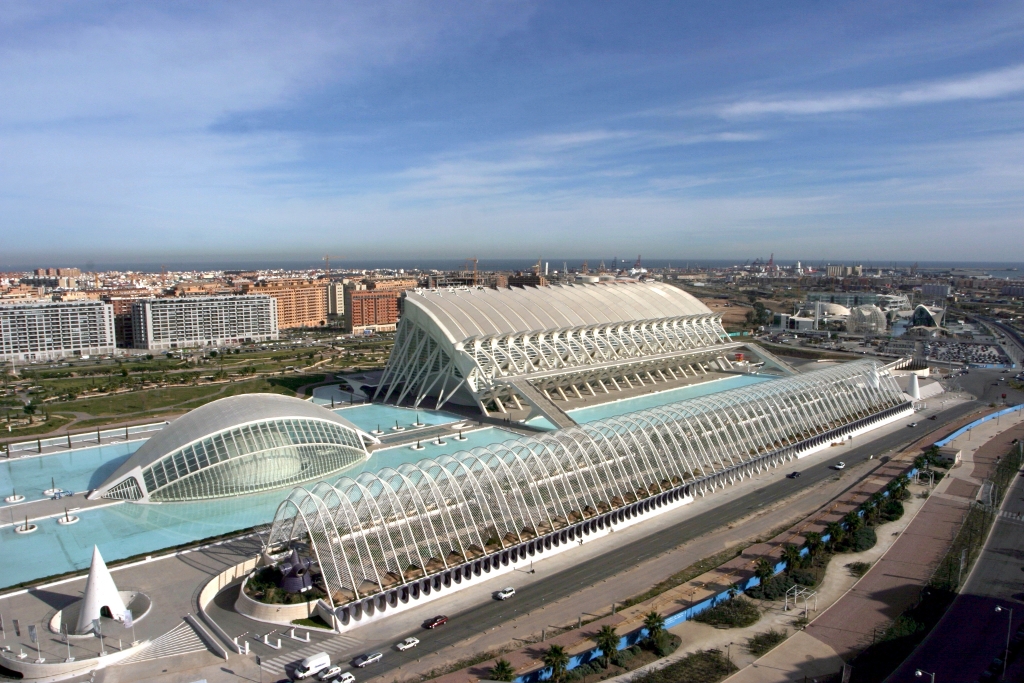 La Ciudad de las Artes y las Ciencias amplía horario y actividades los meses de verano