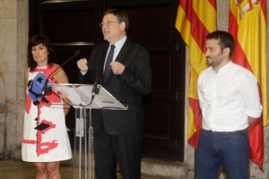 Puig anuncia la gratuidad de los libros de texto para los alumnos de primaria y secundaria