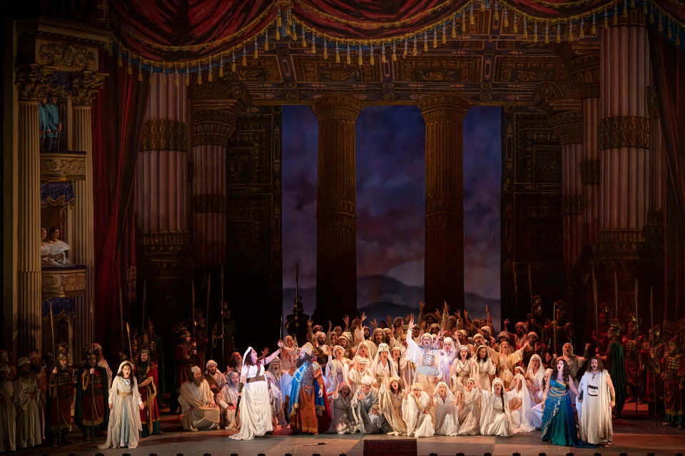 Les Arts estrena 'Nabucco', de Verdi, con Plácido Domingo en el papel protagonista