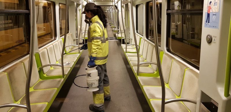 La Generalitat refuerza los protocolos de limpieza en instalaciones y material móvil de Metrovalencia, TRAM d'Alacant, TRAM de Castelló y autobuses interurbanos