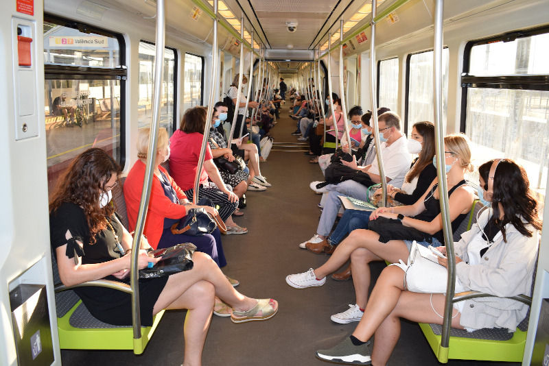 Metrovalencia y TRAM d´Alacant registran un aumento de personas viajeras del 24 % y 43 % respectivamente al pasar de la fase 2 a la fase 3