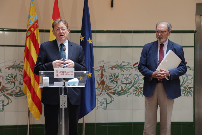 Puig anuncia la próxima firma de un convenio con Ascer para apoyar a la cerámica, 'un sector clave y estratégico de la economía valenciana'