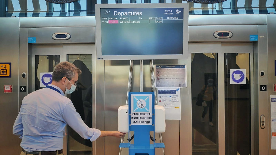 El aeropuerto de Castellón reanuda los vuelos regulares con estrictas medidas de protección frente a la COVID-19