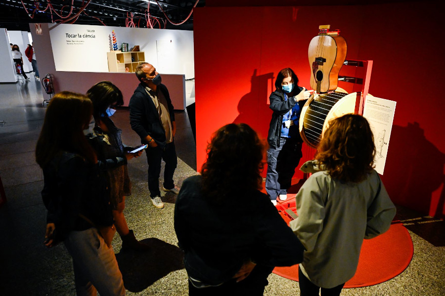 El Museu de les Ciències organiza visitas guiadas en la nueva exposición 'Play. Ciencia y música'