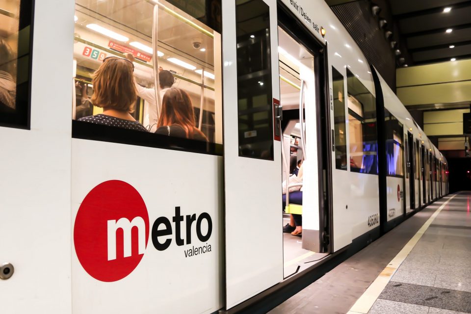 Las personas usuarias de Metrovalencia superan los 8 viajes de media en sus desplazamientos semanales