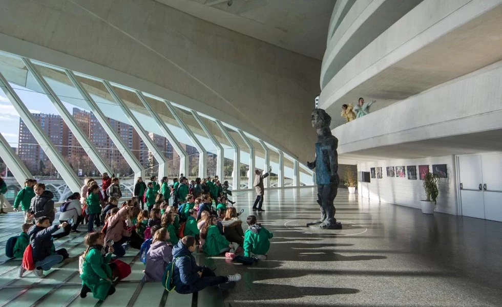 Detectius en la opera