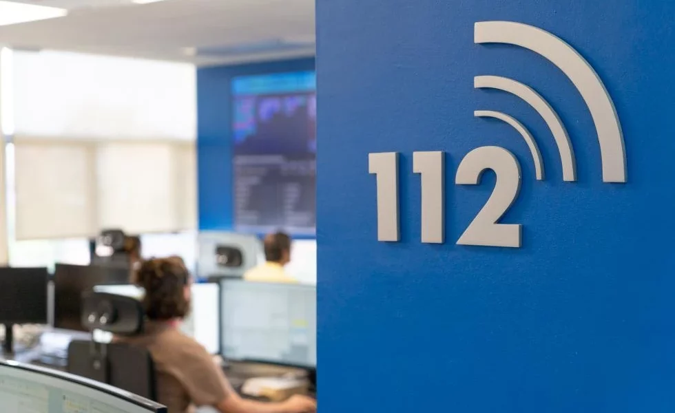 112