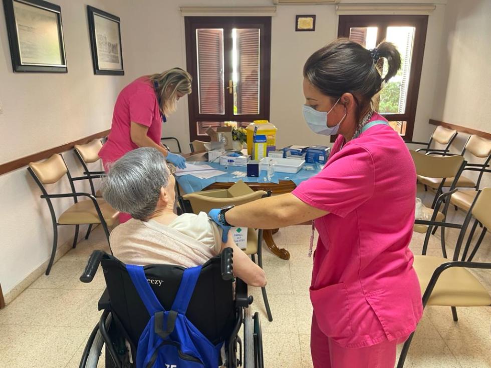 Sanidad arranca el 28 de septiembre la campaña de inmunización frente a virus respiratorios entre la población más vulnerable